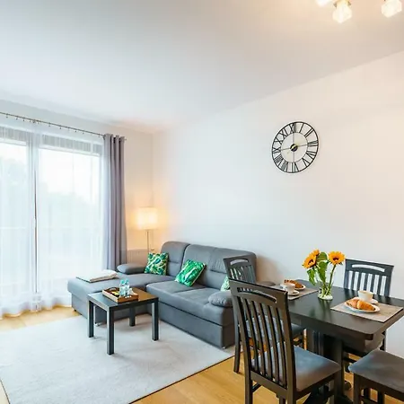 Nadmorski Dwor Apartment *