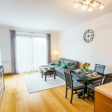 Nadmorski Dwor Apartment *